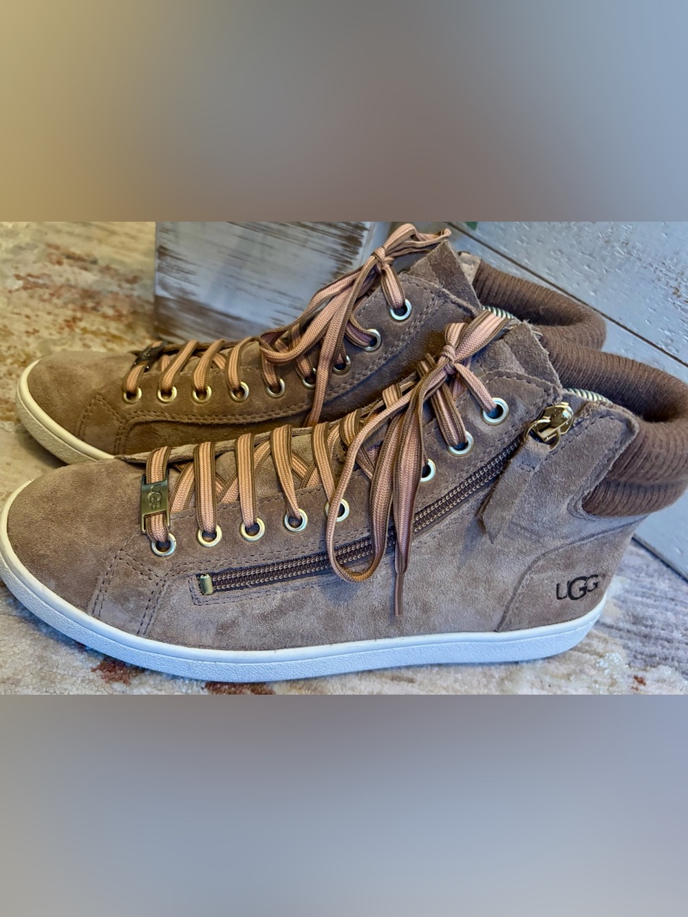 New! UGG Olive Women’s High Top Sneakers